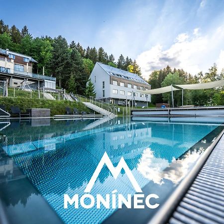 Hotel Moninec Sedlec-Prcice 외부 사진